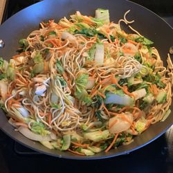 Happi Asian Store - Chicken Pancit Canton! This is What I Made with the Excellent Brand Pancit (Flour Stick) Noodles!