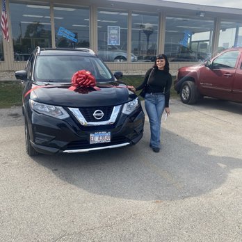 Economy Plus Auto Sales - Thanks for the bow !!! She is over the moon! - Auto Loan Providers Near Me - East Dundee, Illinois Economy Plus Auto Sales - Thanks for the bow !!! She is over the moon! - Auto Loan Providers Near Me - East Dundee, Illinois
