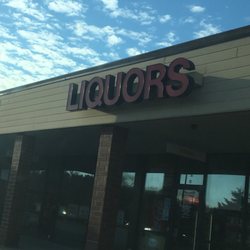 Bedford One Stop Liquors - Bedford Package Store of Bedford -- Great Wall Shopping Center : 325 Great Road / Route 4, Bedford Storefront