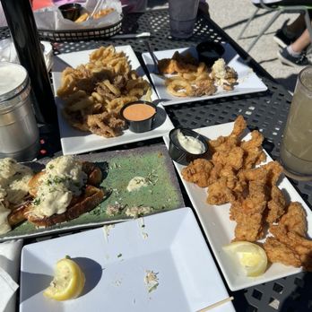 The Ugly Grouper - Stuffed Shrimp and Grouper Nuggets - Bars Near Me - Holmes Beach, Florida