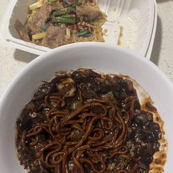 On Dong Chinese Restaurant - jajjangmyeon and mongolian beef. good portion (this is only leftovers!) - Chinese Near Me - Honolulu, Hawaii On Dong Chinese Restaurant - jajjangmyeon and mongolian beef. good portion (this is only leftovers!) - Chinese Near Me - Honolulu, Hawaii