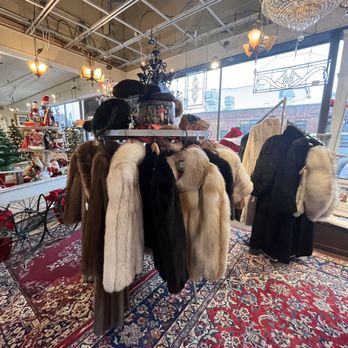 Park West Vintage - Furs - Antiques Near Me - Marietta, Georgia Park West Vintage - Furs - Antiques Near Me - Marietta, Georgia