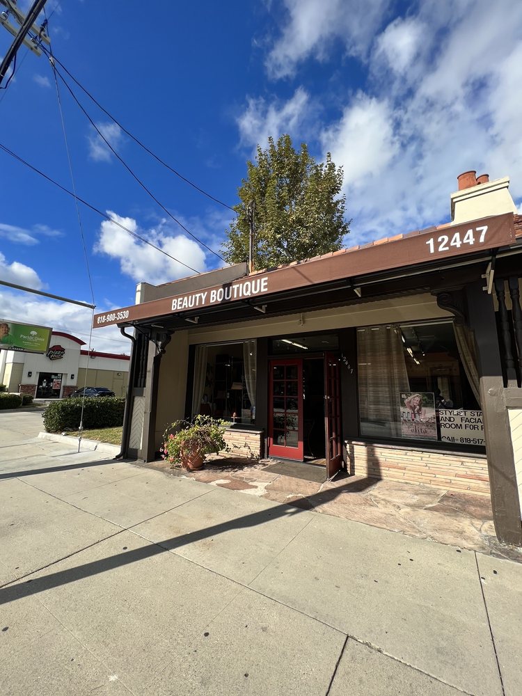 Anna's Skin Care Logo