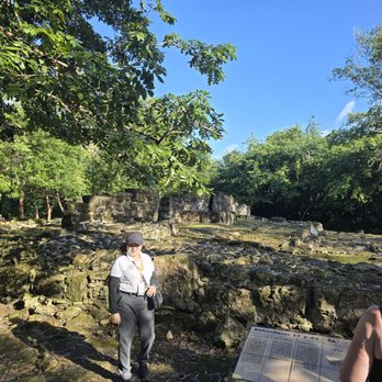 Zona Arqueológica de Tulum - Landmarks & Historical Buildings Near Me - Tulum, ROO