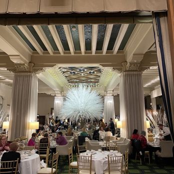 Palm Court - Bars Near Me - Chicago, Illinois