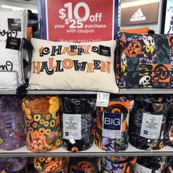 Kohl's - Halloween stuff