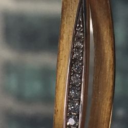Gold and Diamond earring