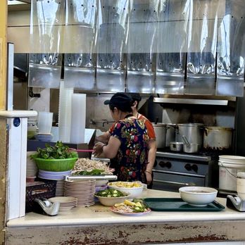 Saigon Deli - The kitchen - Vietnamese Near Me - Tampa, Florida