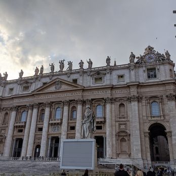 Vatican City - 01/14/2020 - Local Flavor Near Me - Rome, RM