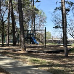 Oakhurst Park - Larger playground