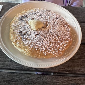 Estimes Cafe - Chocolate Chip Pancakes - Breakfast & Brunch Near Me - Colonia, New Jersey