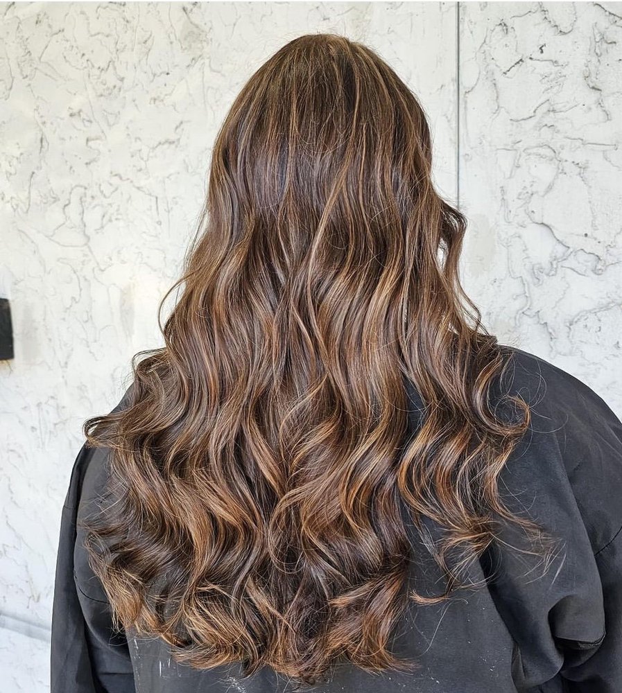 Ella's Salon Jacksonville Image