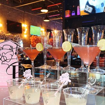 Sippin Superior - Club Bar - Bartenders Near Me Sippin Superior - Club Bar - Bartenders Near Me