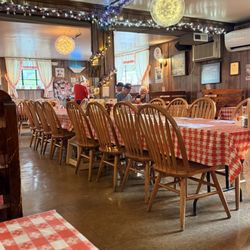 Bar-B-Q Ranch - Tables