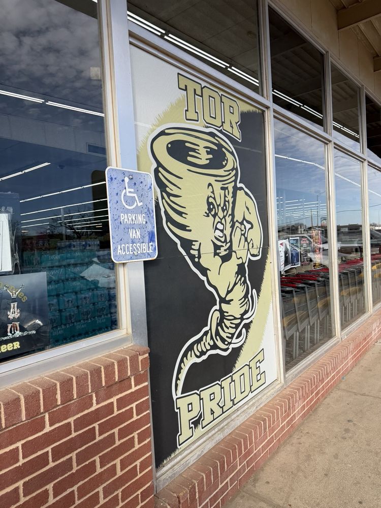 Claiborne's Thriftway Supermarket Logo