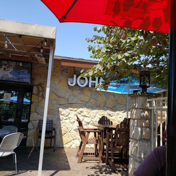 Johnny&#39;s - n Johnny's Place, 20 W Golf Rd, Des Plaines, IL 60016, US
