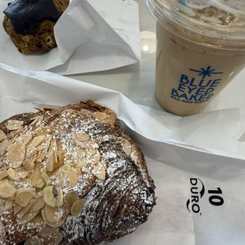 Blue Eyed Baker - Almond croissant, pumpkin scone, maple latte - Bakeries Near Me - East Aurora, New York Blue Eyed Baker - Almond croissant, pumpkin scone, maple latte - Bakeries Near Me - East Aurora, New York