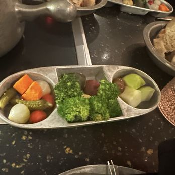 La Fondue - Cheese fondue dippers - French Near Me - Saratoga, California La Fondue - Cheese fondue dippers - French Near Me - Saratoga, California
