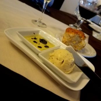 Birchfield Manor Inn and Restaurant - Bread, Oil, Butter, Delicious. - Hotels Near Me - Yakima, Washington