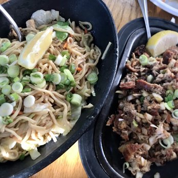 Max's Restaurant - Glendale - Pancit Canton and Classic Pork Sisig. - Filipino Near Me - Glendale, California