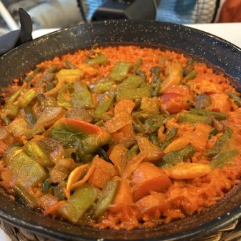 Masusa Paella Bar - Vegetable Paella - Tapas/Small Plates Near Me - València, V Masusa Paella Bar - Vegetable Paella - Tapas/Small Plates Near Me - València, V