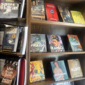 Bibliophile - Bookstores Near Me - Montreal, Quebec Bibliophile - Bookstores Near Me - Montreal, Quebec