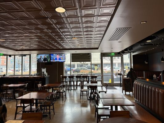 The Public House by null