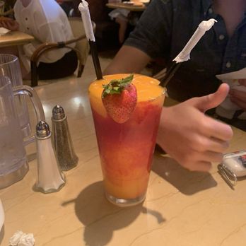 The Cheesecake Factory - Tropical Smoothie - American Near Me - Columbus, Ohio