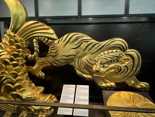 Osaka Castle by null