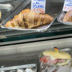 Caffè del Teatro - Butter croissant