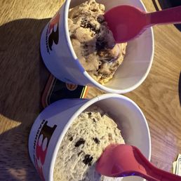 Cookies n cream and Jamoca almond fudge