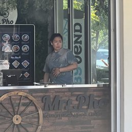 This lady made a face at me when I told her the customer service sucked.