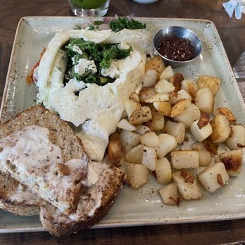 First Watch - Veggie omelet with house potatoes and multigrain toast with housemade jam - Breakfast & Brunch Near Me - Orlando, Florida