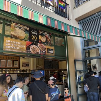 Pike Place Chowder - Outside. Don't stand in the very, very long line. Order online. Seriously. - Seafood Near Me - Seattle, Washington Pike Place Chowder - Outside. Don't stand in the very, very long line. Order online. Seriously. - Seafood Near Me - Seattle, Washington