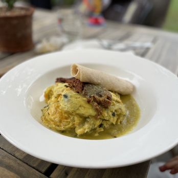 Tiny Boxwoods - Southside - New American Near Me - Houston, Texas Tiny Boxwoods - Southside - New American Near Me - Houston, Texas