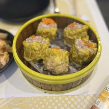 Sam Woo Cafe - pork & shrimp shiu mai = $7.25 for 5 pieces - Desserts Near Me - Artesia, California