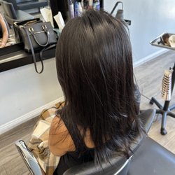 Wallys Hair Salon