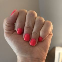 MV Nail Spa - Dip manicure