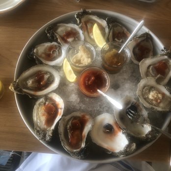 Pier 6 - Oysters on the half shell - Seafood Near Me - San Leon, Texas
