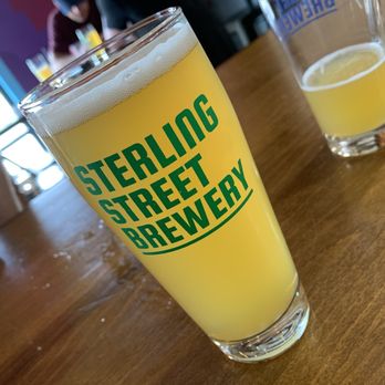 Sterling Street Brewery - Summer Ale - Breweries Near Me - Clinton, Massachusetts