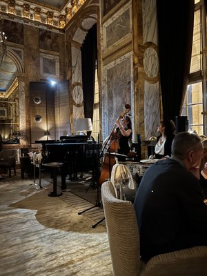 Les Ambassadeurs by null