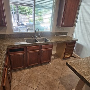E & M Handy Services - Handyman Near Me - Menifee, California
