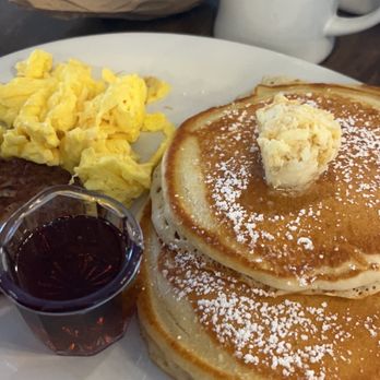 Eagle Cafe - Pancakes and Eggs with Sausage - New American Near Me - San Francisco, California
