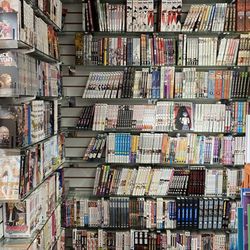 Oxford Comics & Games - Manga