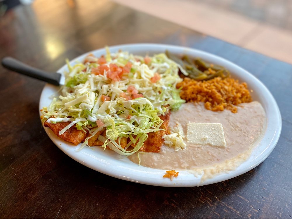 LA VERO’S Updated September 2024 215 Photos & 183 Reviews 231 W