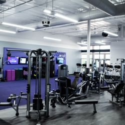 Anytime Fitness - Turf and Machine Area