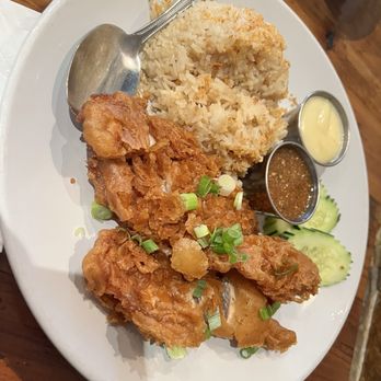 Rice Barn Thai Eatery & Wine Bar - Garlic Rice and crispy chicken - Wine Bars Near Me - Vacaville, California Rice Barn Thai Eatery & Wine Bar - Garlic Rice and crispy chicken - Wine Bars Near Me - Vacaville, California