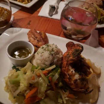 Bellyful - Lobster, mash potatoes and veggies. - Bars Near Me - Brooklyn, New York Bellyful - Lobster, mash potatoes and veggies. - Bars Near Me - Brooklyn, New York