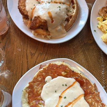 Mom's Kitchen & Bar - -Mac and Cheese Pancakes - Bars Near Me - Astoria, New York Mom's Kitchen & Bar - -Mac and Cheese Pancakes - Bars Near Me - Astoria, New York