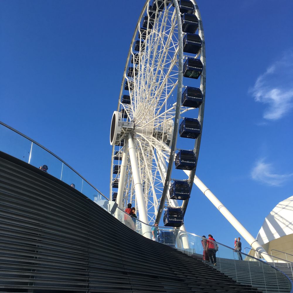 Navy Pier's Centennial Wheel - The centennial Ferris Wheel - Amusement Parks Near Me - Chicago, Illinois Navy Pier's Centennial Wheel - The centennial Ferris Wheel - Amusement Parks Near Me - Chicago, Illinois